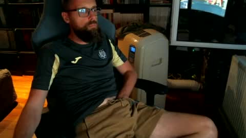 MeStef online show from 07-17-26, 08:14
