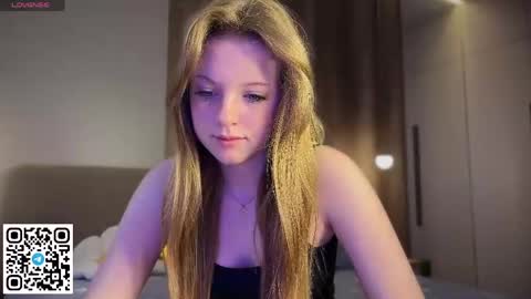 Snapshot of steffi_meoww chatting on 06-08-26, 12:03 STEFI Streams every day from 10 PM GTM1 online show from 06-08-26, 12:03
