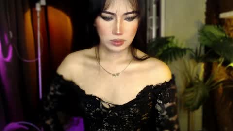 Stef online show from 05-19-26, 06:14