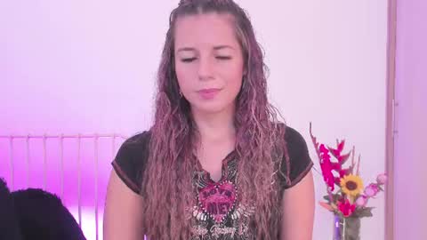 Steffy online show from 06-18-26, 04:02
