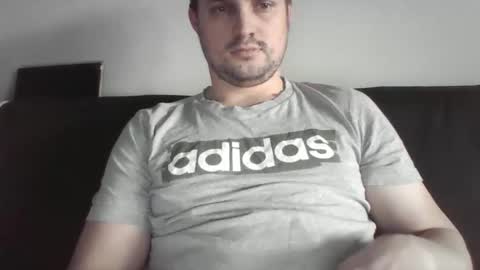 stefke1990 online show from 12-19-24, 01:18