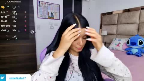 Stefany online show from 04-23-26, 12:23