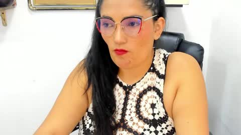 Stefy  online show from 05-04-26, 07:43