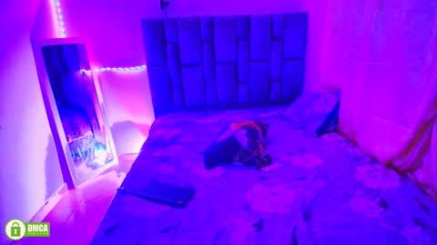 steiisy599 online show from 10-30-25, 02:13