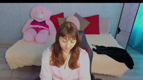 Snapshot of steladream chatting on 06-26-26, 09:35 Stela online show from 06-26-26, 09:35