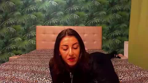 Stella John online show from 12-28-24, 08:26