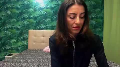 Stella John online show from 01-10-25, 05:26