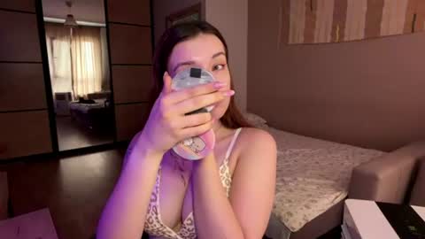 Snapshot of stella_rass chatting on 06-28-26, 06:41 Stella online show from 06-28-26, 06:41