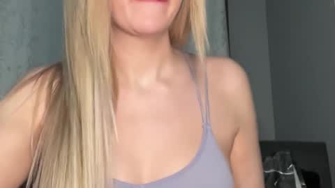 Snapshot of stellacummings chatting on 02-21-26, 04:46 Stella Bella online show from 02-21-26, 04:46