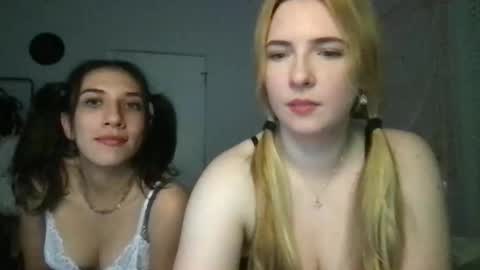 Snapshot of stelladams chatting on 05-05-26, 04:20 stelladams online show from 05-05-26, 04:20
