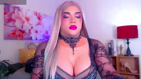 CALL ME STELLA online show from 11-08-25, 03:39