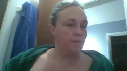 Stella online show from 11-29-25, 02:20