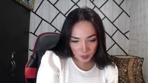 Snapshot of stellaven chatting on 05-08-26, 01:44 Stellaven online show from 05-08-26, 01:44