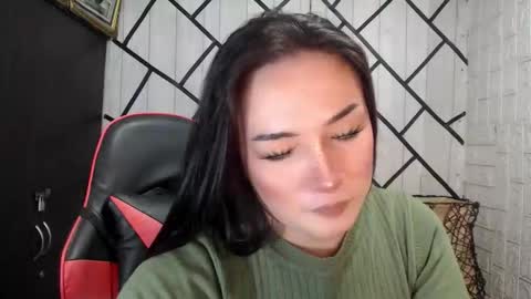 Snapshot of stellaven chatting on 05-17-26, 09:06 Stellaven online show from 05-17-26, 09:06