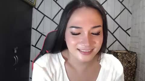 Snapshot of stellaven chatting on 06-14-26, 02:35 Stellaven online show from 06-14-26, 02:35