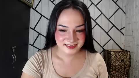 Snapshot of stellaven chatting on 06-19-26, 02:05 Stellaven online show from 06-19-26, 02:05