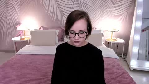 Stella online show from 03-01-25, 04:37