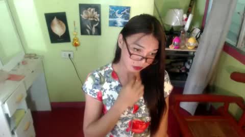 Snapshot of stellaxtemptationx chatting on 01-29-25, 04:15 Stella sweet online show from 01-29-25, 04:15