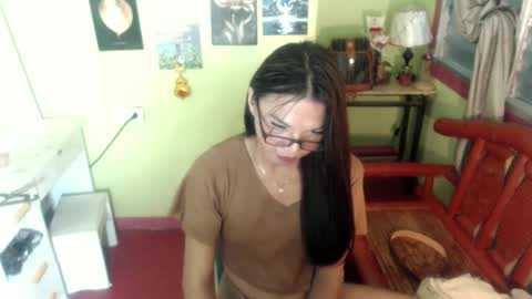 Snapshot of stellaxtemptationx chatting on 02-15-25, 08:33 Stella sweet online show from 02-15-25, 08:33
