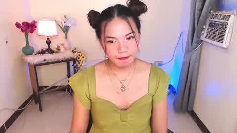 Snapshot of stellaxtemptationx chatting on 09-27-25, 03:22 Stella sweet online show from 09-27-25, 03:22