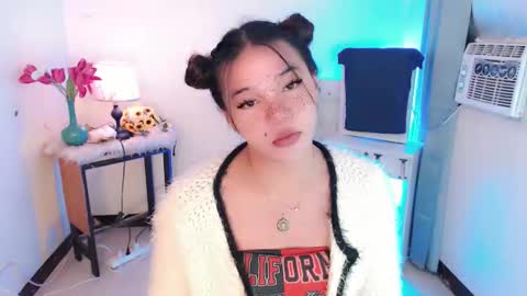 Snapshot of stellaxtemptationx chatting on 10-30-25, 08:09 Stella sweet online show from 10-30-25, 08:09