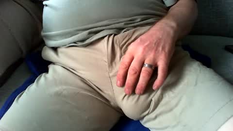 Snapshot of stemee chatting on 06-16-26, 03:03 marriedsecretcrotchwatcher online show from 06-16-26, 03:03
