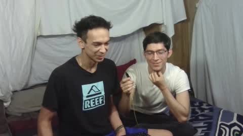 Snapshot of stepbrosplay chatting on 09-18-25, 09:39 Stepbrosplay online show from 09-18-25, 09:39