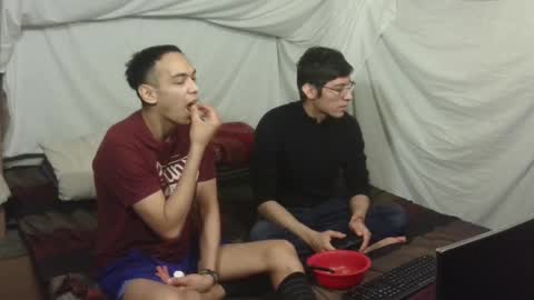 Snapshot of stepbrosplay chatting on 10-04-25, 03:59 Stepbrosplay online show from 10-04-25, 03:59