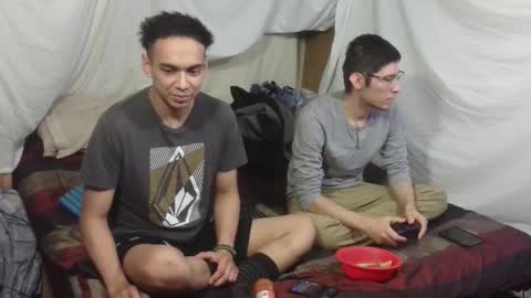 Snapshot of stepbrosplay chatting on 10-25-25, 03:47 Stepbrosplay online show from 10-25-25, 03:47