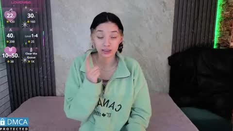 Stepha online show from 11-27-25, 11:12