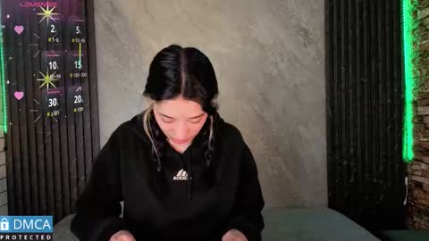 Stepha online show from 12-15-25, 12:09