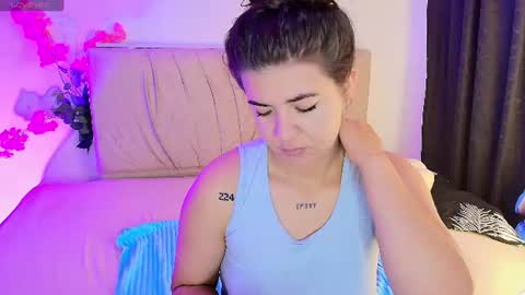 Emma online show from 06-10-26, 02:56