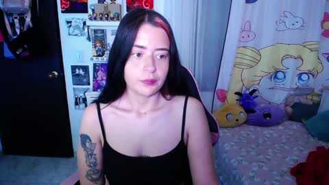 Snapshot of stephani_rousso chatting on 02-13-25, 07:21 joha cosmo online show from 02-13-25, 07:21