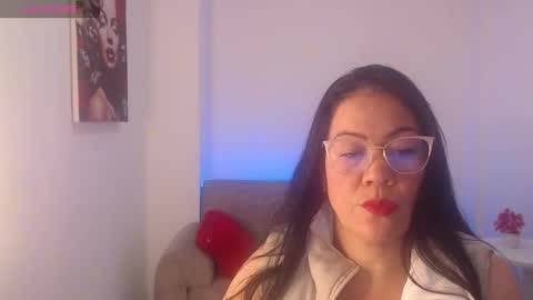 Stefania  online show from 10-10-25, 10:09