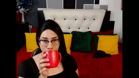 Snapshot of stephanie_dollss chatting on 06-09-26, 06:19 stephanie_dollss online show from 06-09-26, 06:19
