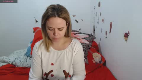 Stephanie   online show from 02-03-26, 11:26