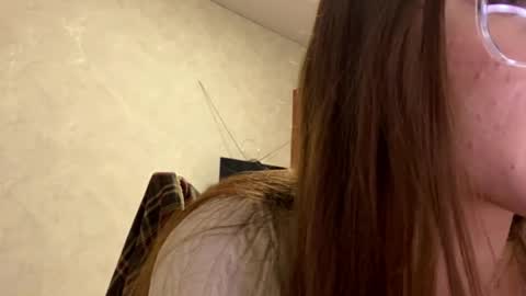 Stephani online show from 04-06-26, 03:13