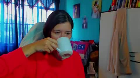 Snapshot of stephany_uwu chatting on 06-16-26, 01:14 Stephany independient model online show from 06-16-26, 01:14