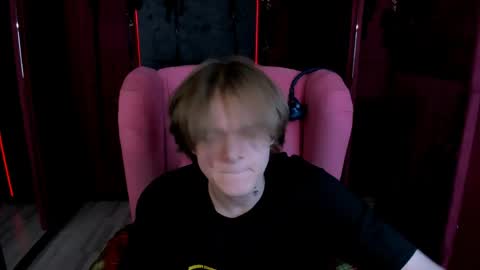 Snapshot of stephen_holt chatting on 06-07-26, 02:54 Stephen online show from 06-07-26, 02:54