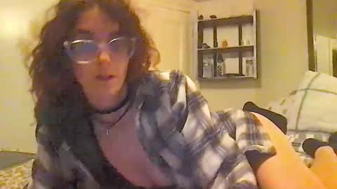 stephielynnnnn online show from 04-06-26, 01:14