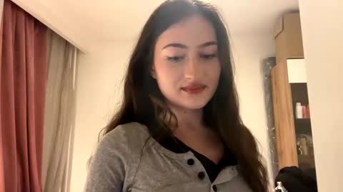 Stephanie online show from 01-15-26, 04:55