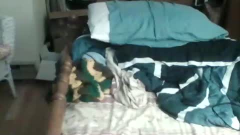 Snapshot of sterben13v chatting on 02-05-25, 10:33 Ian23602 online show from 02-05-25, 10:33