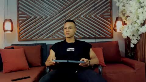    online show from 02-11-26, 08:36