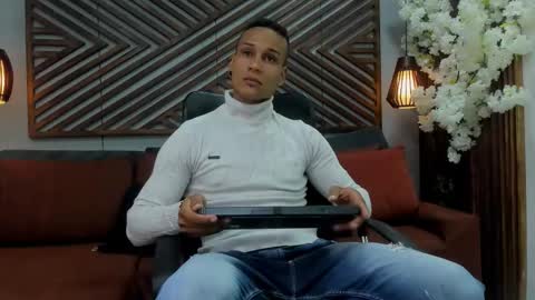    online show from 02-14-26, 07:32