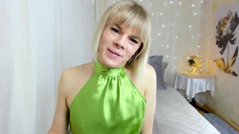 Alice online show from 12-22-25, 12:24