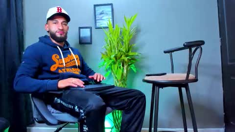 Steve  online show from 10-08-25, 10:57