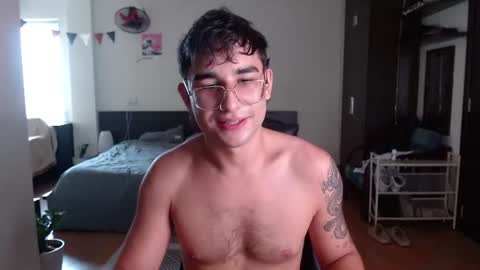 Alex   online show from 06-11-26, 04:21