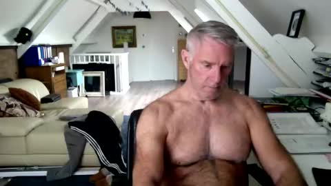 stevetwo online show from 05-04-26, 11:39