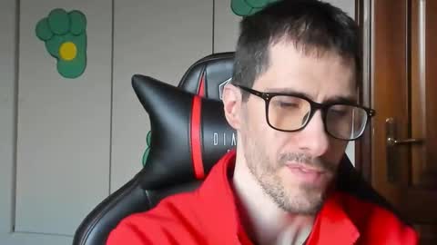 Snapshot of stevex870 chatting on 11-08-25, 03:34 Steve online show from 11-08-25, 03:34