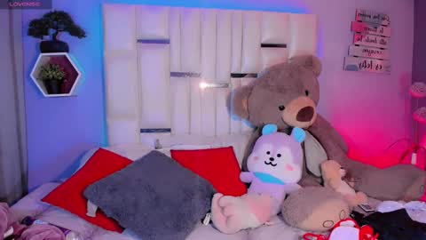 Steisee Reyes online show from 11-14-25, 08:24